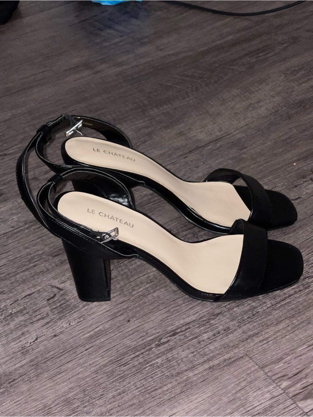 le chateau Black Patent Open-Toe Block Heel Sandals